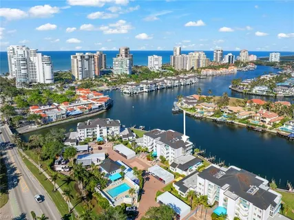 $970,000 | 255 Park Shore Drive, Unit 3341, Naples, FL 34103