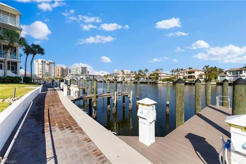 $970,000 | 255 Park Shore Drive, Unit 3341, Naples, FL 34103