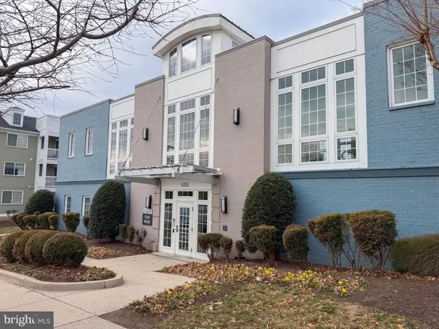 $2,800 | 4167 South Four Mile Run Drive, Unit 103, Arlington, VA 22204