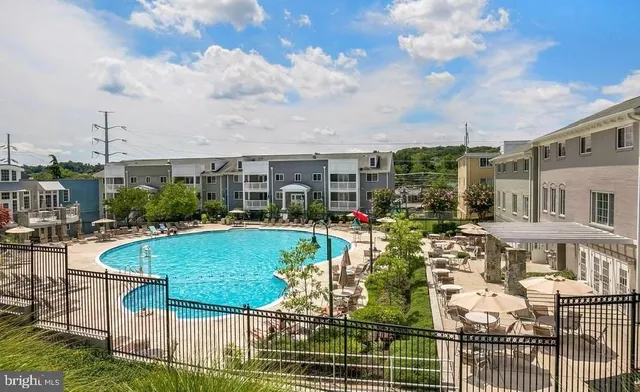 $2,800 | 4167 South Four Mile Run Drive, Unit 103, Arlington, VA 22204