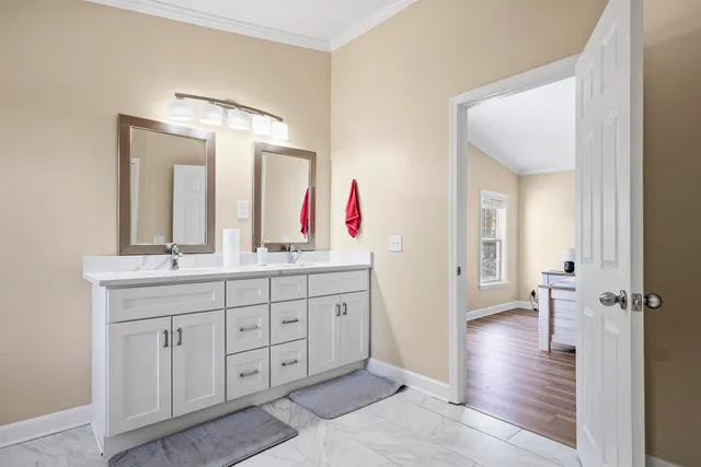 $975,000 | 325 Southwest Durham Way, Greenville, FL 32331