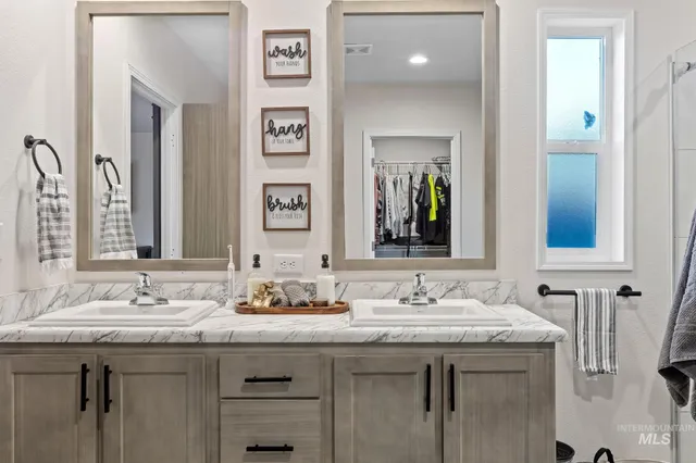 $445,000 | 159 Porter Creek Road, Horseshoe Bend, ID 83629