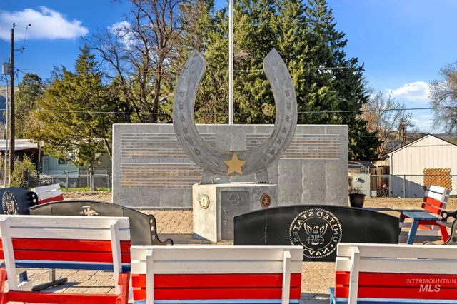 $445,000 | 159 Porter Creek Road, Horseshoe Bend, ID 83629