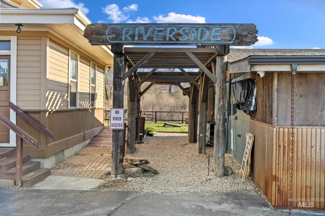 $445,000 | 159 Porter Creek Road, Horseshoe Bend, ID 83629