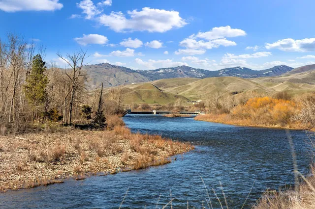 $445,000 | 159 Porter Creek Road, Horseshoe Bend, ID 83629