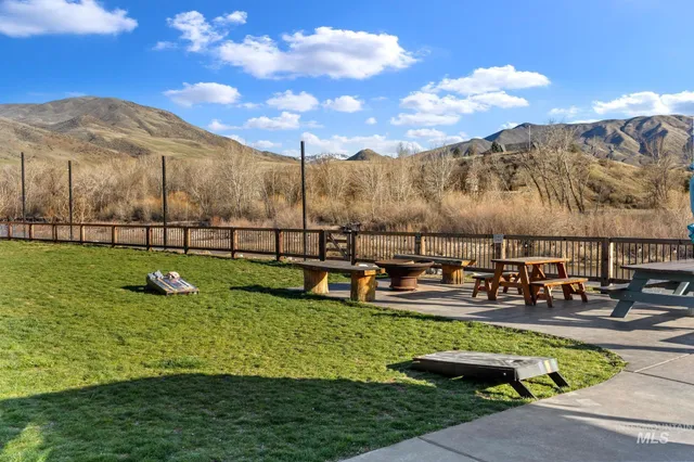 $445,000 | 159 Porter Creek Road, Horseshoe Bend, ID 83629