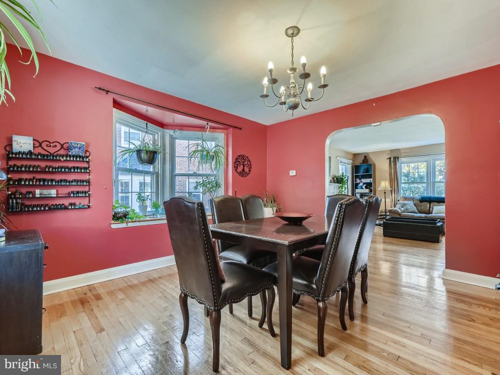 8129 Clyde Bank Road Towson, MD 21286 - Photo 9 of 32 Gallery Image 9