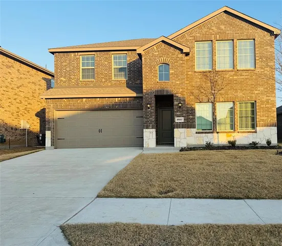 $2,595 | 3917 Jasper Lane, Celina, TX 75009