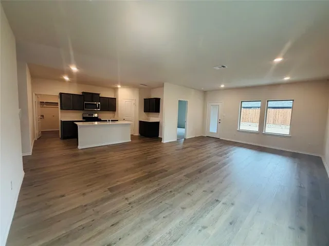 $2,595 | 3917 Jasper Lane, Celina, TX 75009