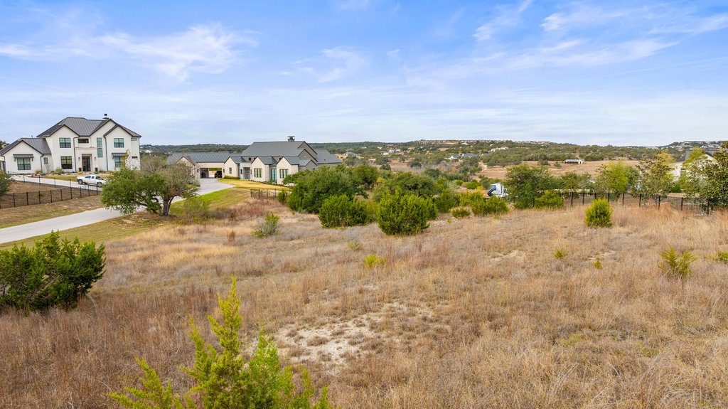 6512 Caudill Lane Austin, TX 78738 - Photo 9 of 15