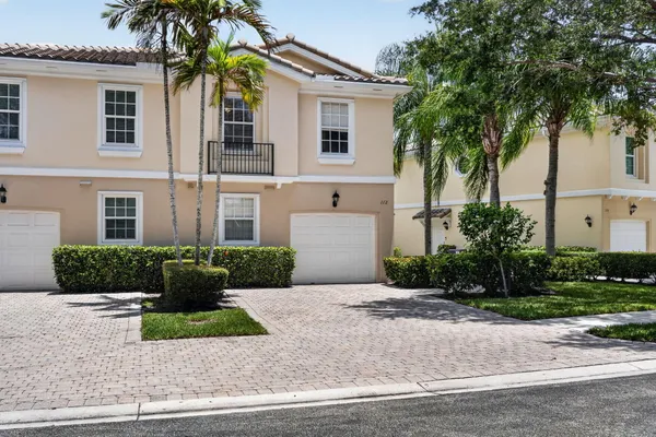 $3,595 | 112 Santa Barbara Way, Palm Beach Gardens, FL 33410