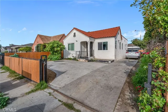 $649,800 | 827 East 97th Street, Los Angeles, CA 90002