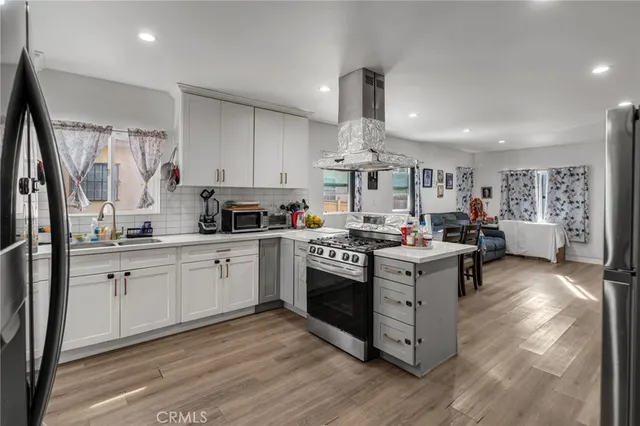 $649,800 | 827 East 97th Street, Los Angeles, CA 90002