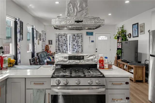 $649,800 | 827 East 97th Street, Los Angeles, CA 90002