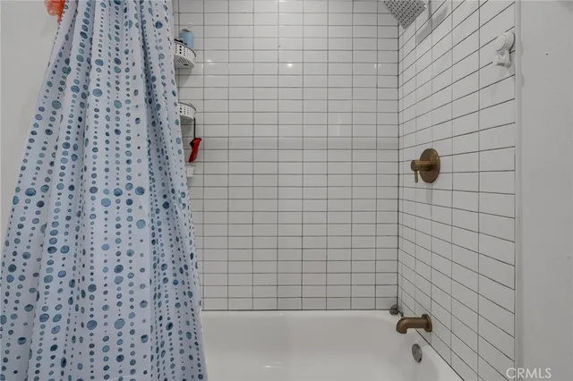 $649,800 | 827 East 97th Street, Los Angeles, CA 90002