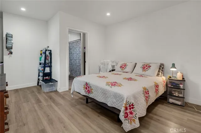 $649,800 | 827 East 97th Street, Los Angeles, CA 90002