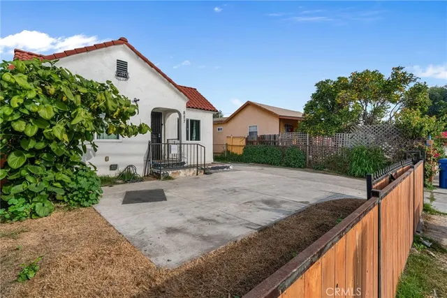 $649,800 | 827 East 97th Street, Los Angeles, CA 90002
