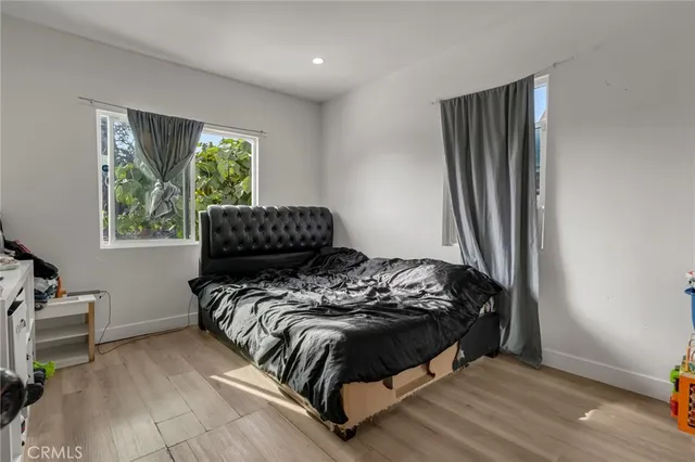 $649,800 | 827 East 97th Street, Los Angeles, CA 90002