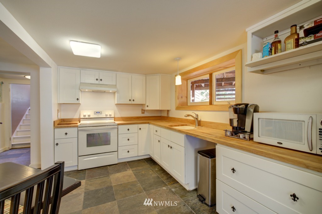 23625 23rd Avenue West Bothell, WA 98021 - Photo 16 of 18