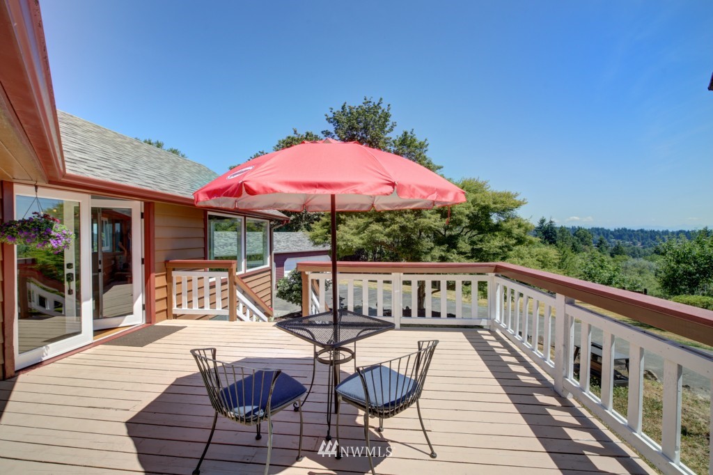 23625 23rd Avenue West Bothell, WA 98021 - Photo 3 of 18