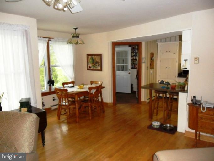 9685 Howes Road Dunkirk, MD 20754 - Photo 9 of 30 Family Room 2