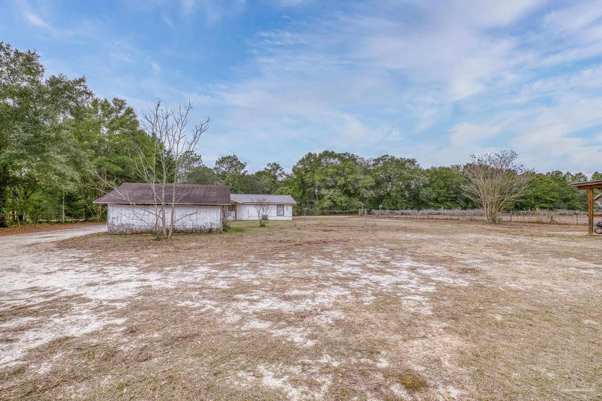 10246 Nichols Lake Road Milton, FL 32583 - Photo 32 of 39