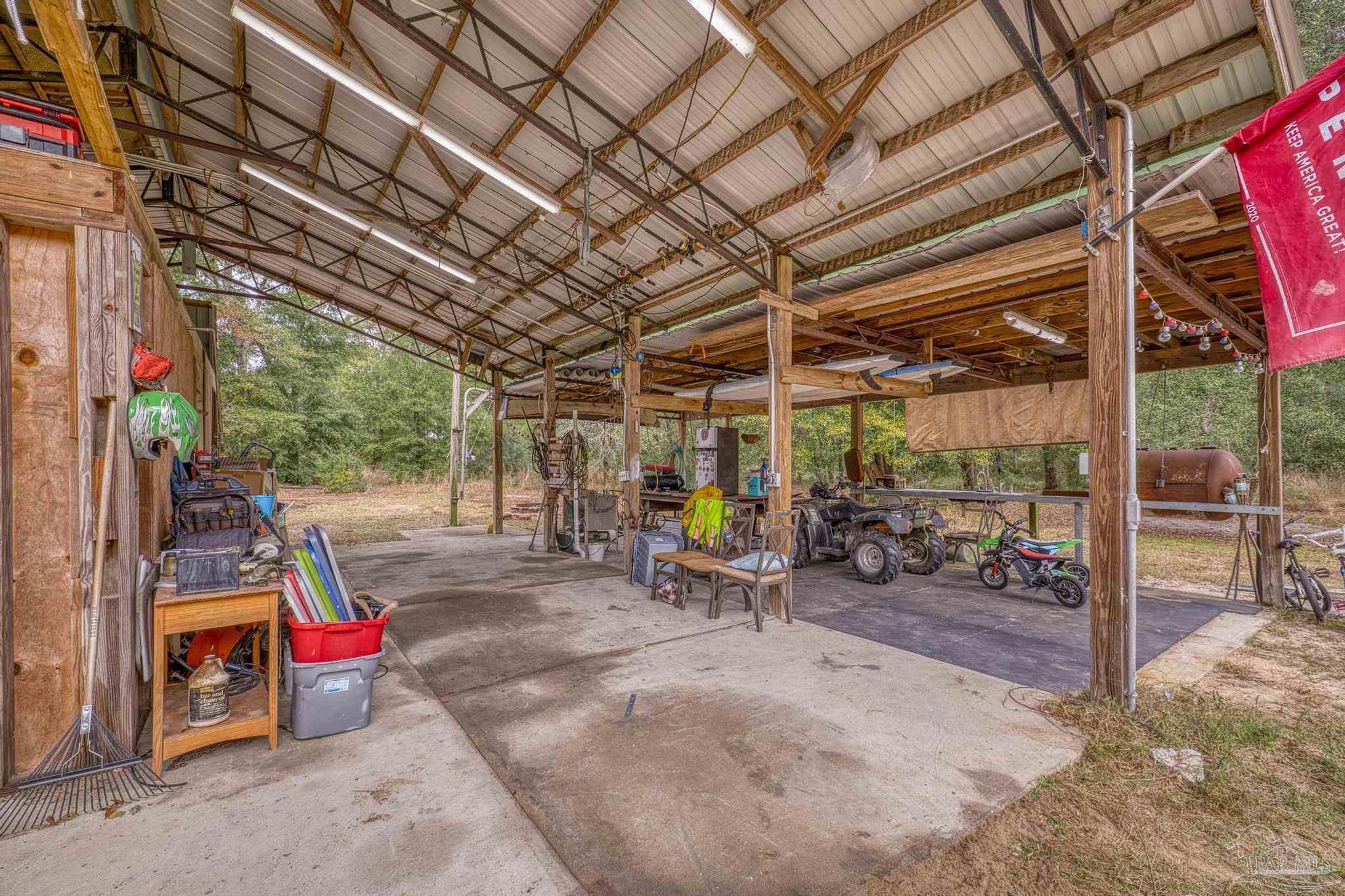 10246 Nichols Lake Road Milton, FL 32583 - Photo 5 of 39