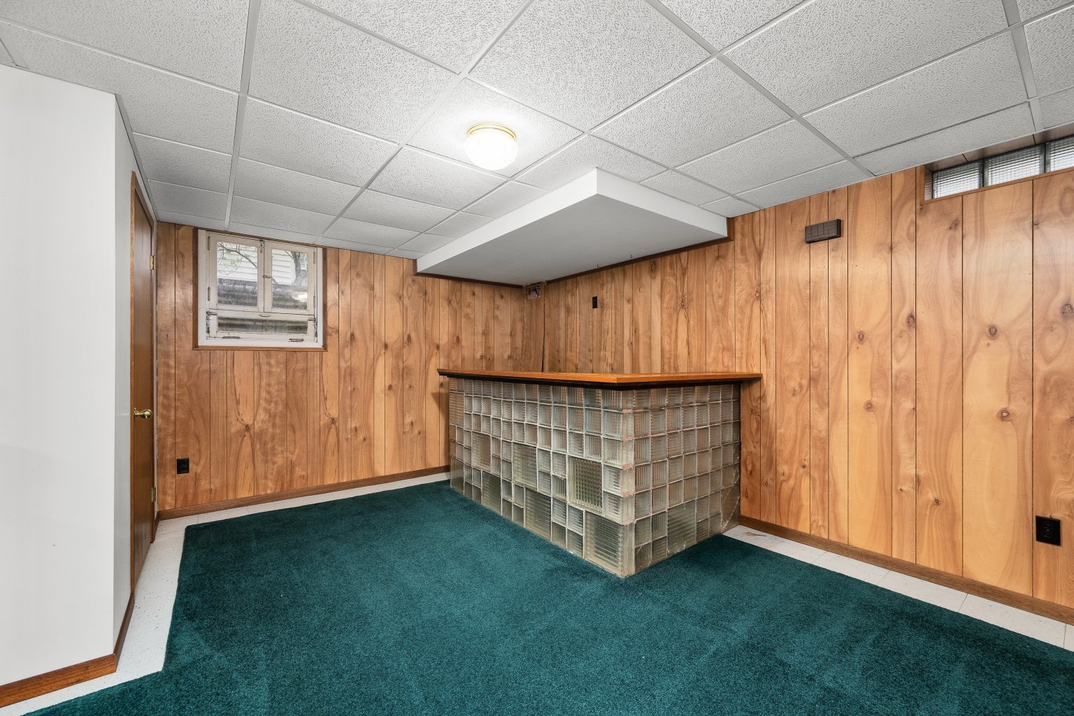 925 24th Street Moline, IL 61265 - Photo 28 of 37 a view of an empty room with a window