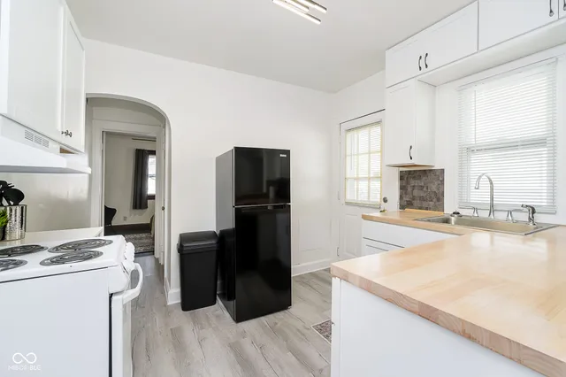 $1,750 | 54 South 5th Avenue, Beech Grove, IN 46107