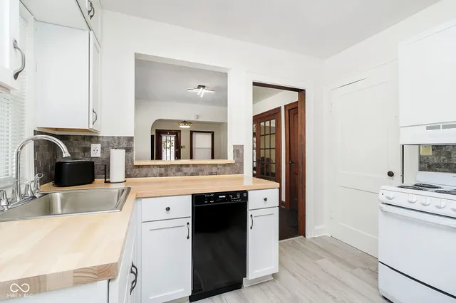 $1,750 | 54 South 5th Avenue, Beech Grove, IN 46107