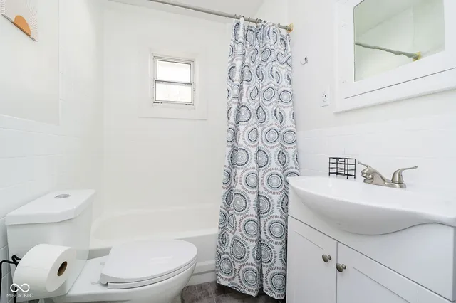 $1,750 | 54 South 5th Avenue, Beech Grove, IN 46107