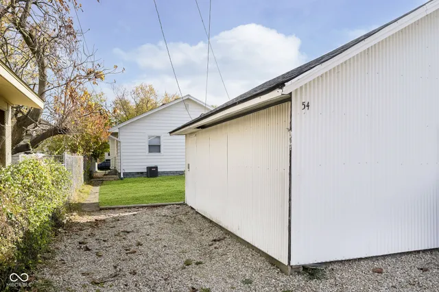$1,750 | 54 South 5th Avenue, Beech Grove, IN 46107