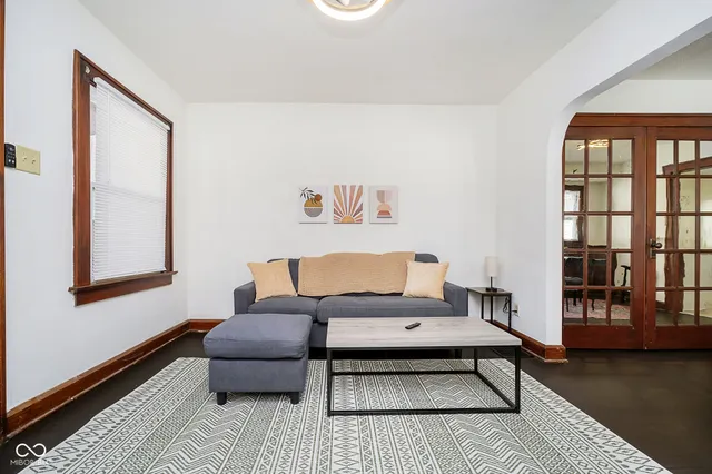 $1,750 | 54 South 5th Avenue, Beech Grove, IN 46107