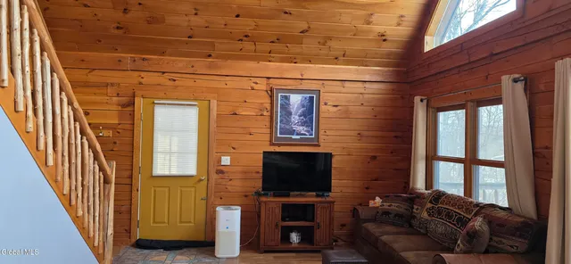 $339,777 | 1672 Creek Road, Duanesburg, NY 12066