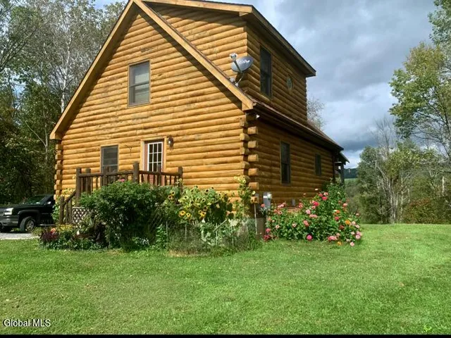 $339,777 | 1672 Creek Road, Duanesburg, NY 12066