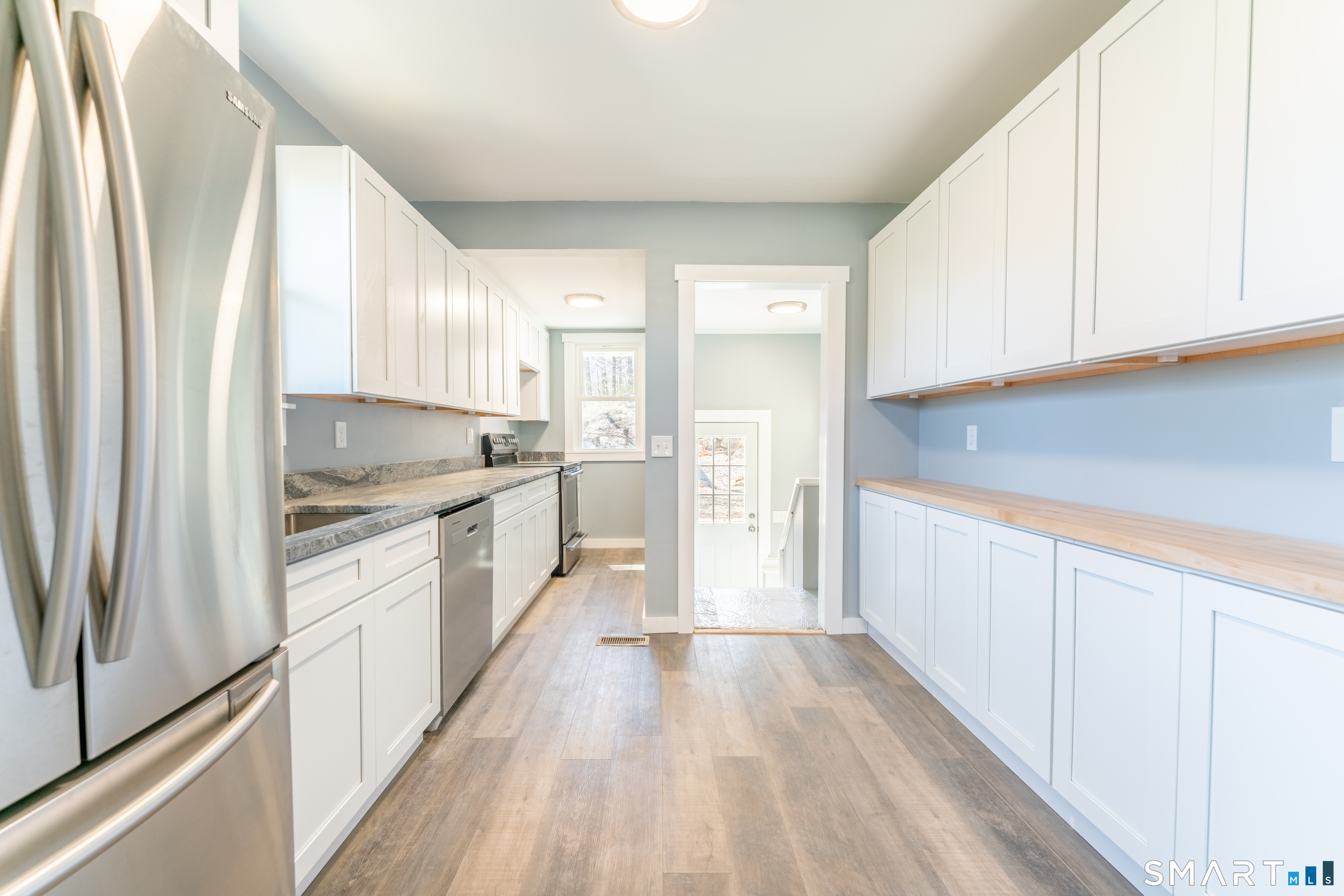 159 Norwich-Westerly Road North Stonington, CT 06359 - Photo 17 of 34