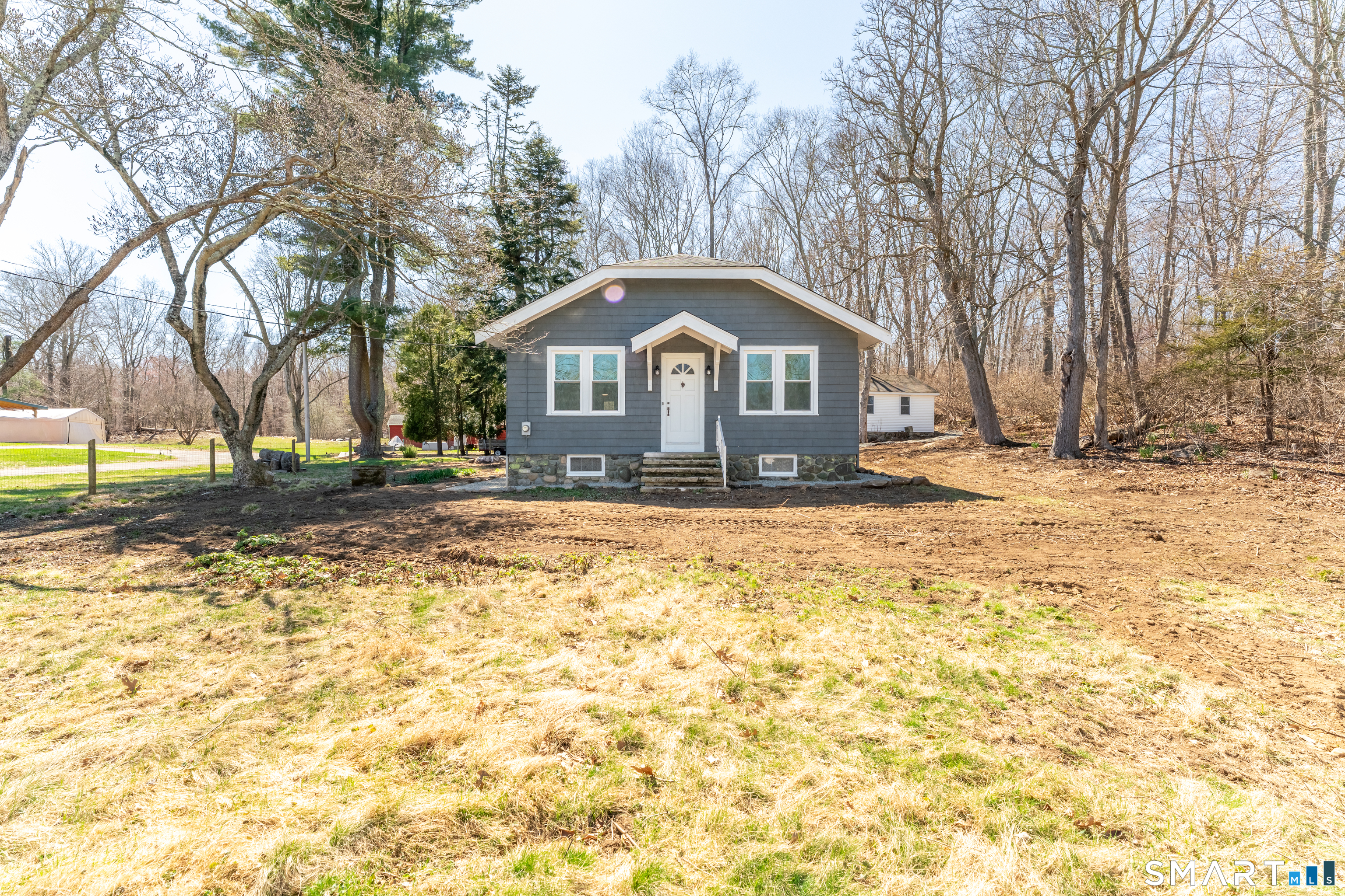 159 Norwich-Westerly Road North Stonington, CT 06359 - Photo 6 of 34