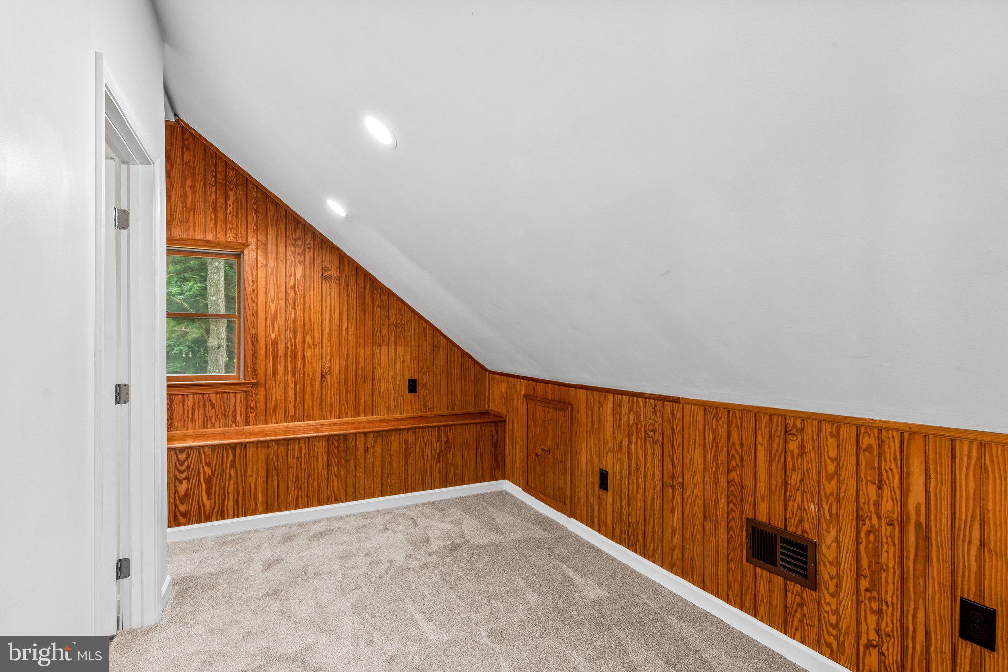 15 Raft Road Ocean Pines, MD 21811 - Photo 9 of 53 a view of entryway