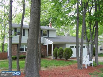 22 Ranoldo Terrace Cherry Hill, NJ 08034 - Photo 2 of 11 Exterior Front
