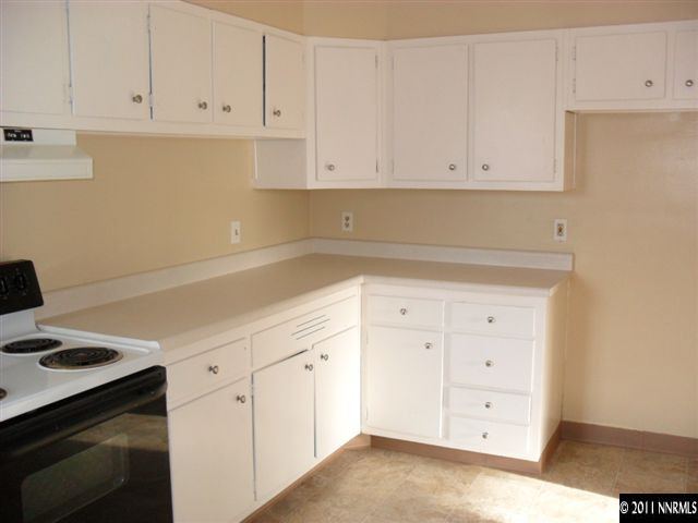 13605 Mt Whitney Street Reno, NV 89506 - Photo 2 of 10 Photo 2