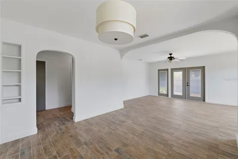 $1,595,000 | 3030 5th Street North, St. Petersburg, FL 33704