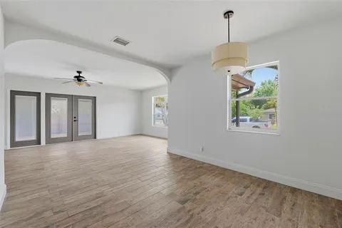 $1,595,000 | 3030 5th Street North, St. Petersburg, FL 33704