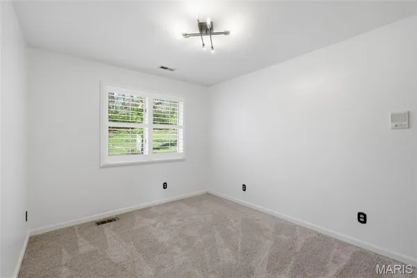 $925,000 | 9030 Middlewood Court, Sunset Hills, MO 63127