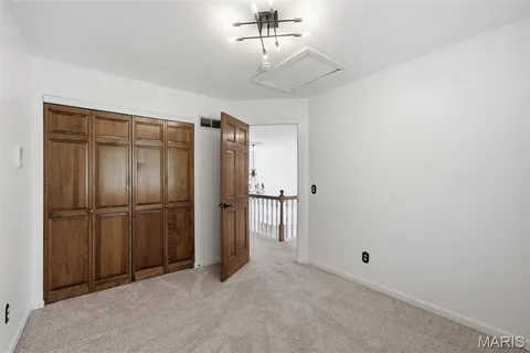 $925,000 | 9030 Middlewood Court, Sunset Hills, MO 63127
