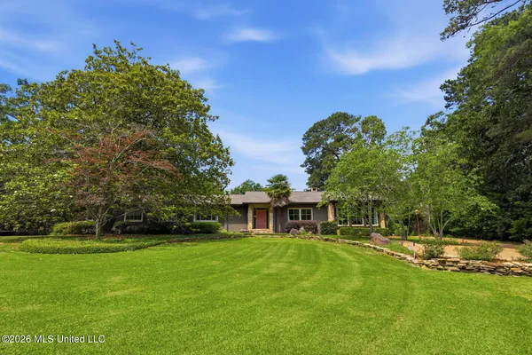 $1,250,000 | 4025 Dogwood Drive, Jackson, MS 39211