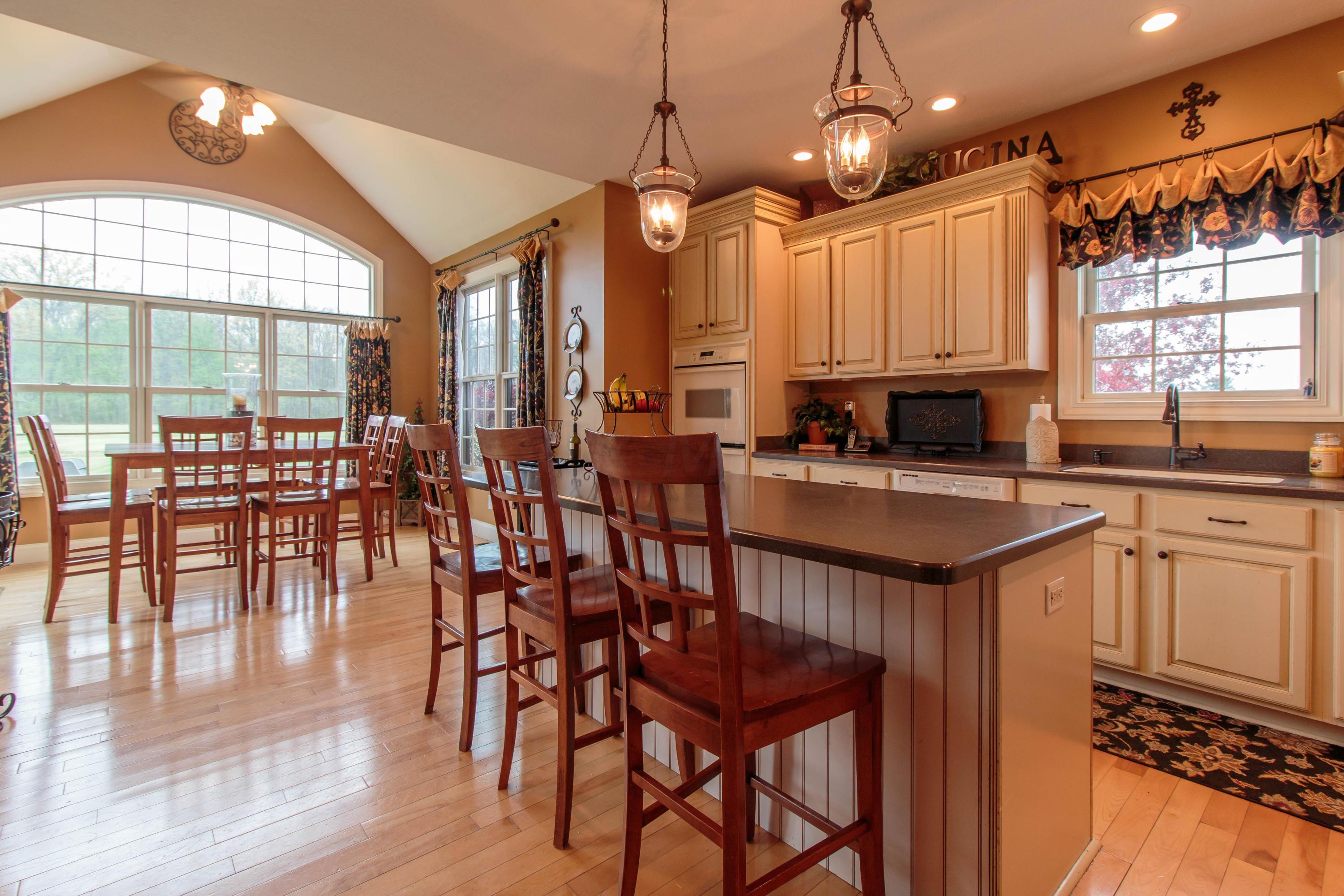 11378 Beacom Road Sunbury, OH 43074 - Photo 10 of 46 Gallery Image 10