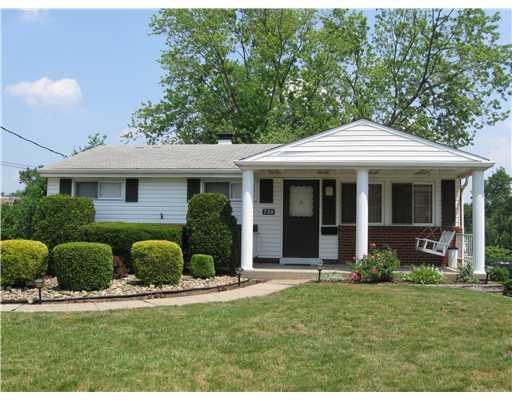 738 Lindsay Road Carnegie, PA 15106 - Photo 1 of 18 Exterior Front.