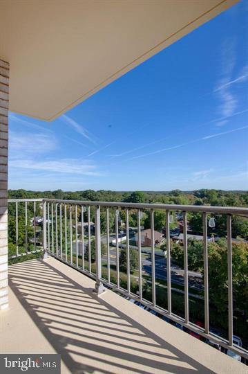 1121 University Boulevard West Silver Spring, MD 20902 - Photo 20 of 20 a view of a balcony
