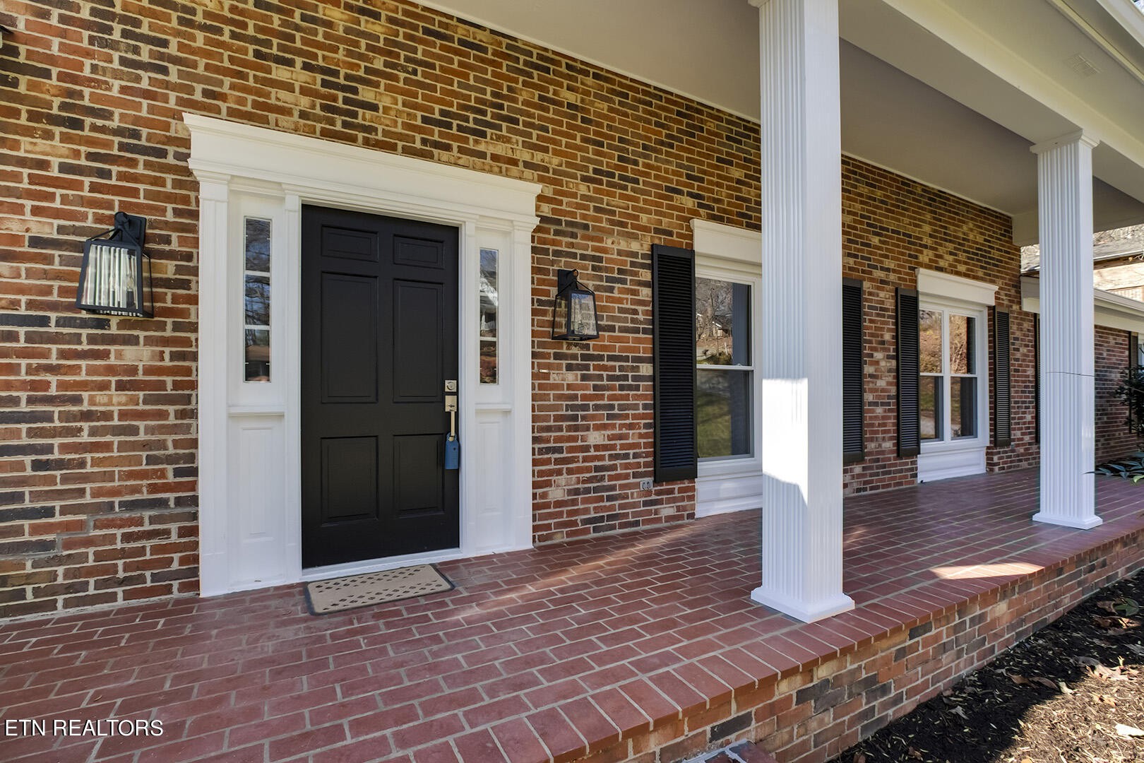 107 Balsam Road Oak Ridge, TN 37830 - Photo 5 of 60