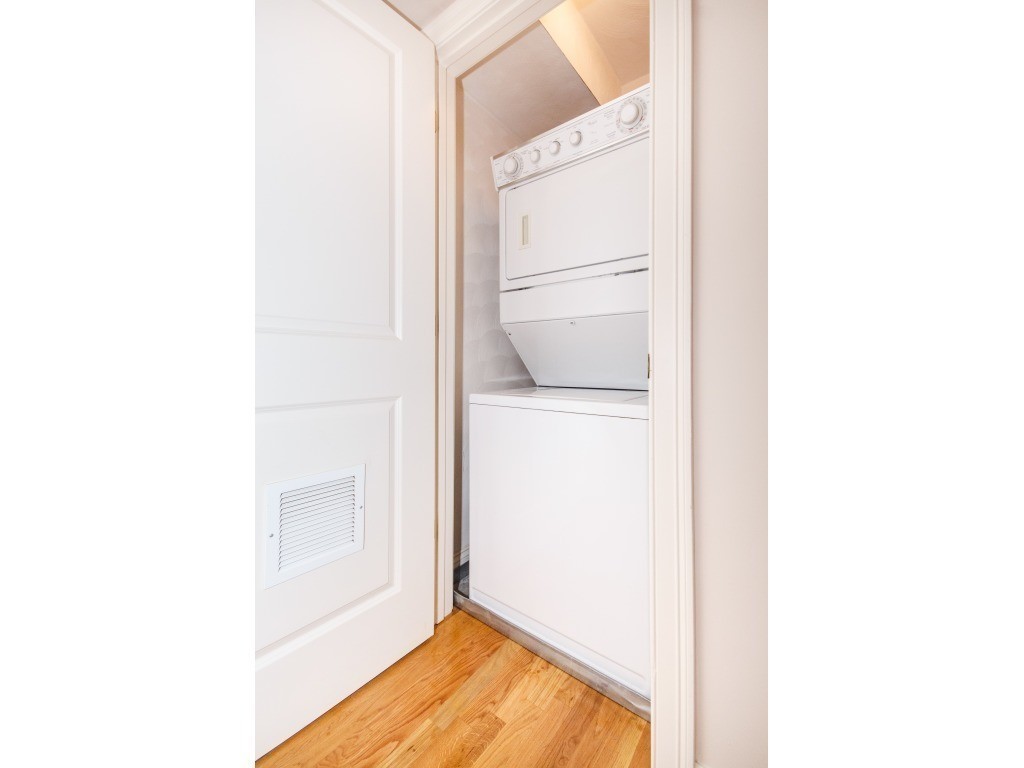 220 Grove Street, Unit 1 Waltham, MA 02453 - Photo 15 of 18